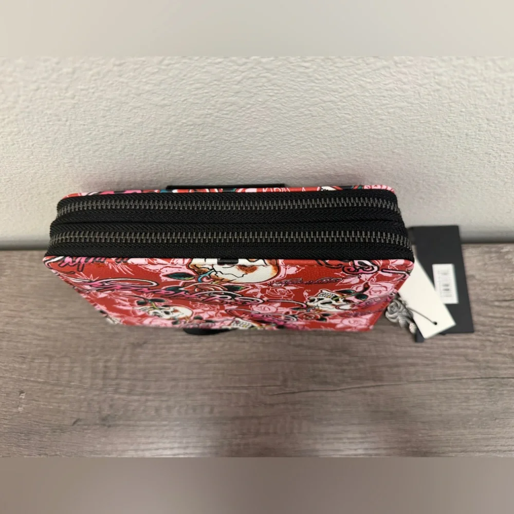 Ed Hardy Red and Black Skull Wallet Large Zipped Wristlet - Picture 5 of 10